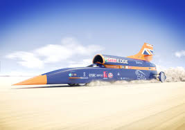 Xe điều khiển từ xa tốc độ cao 200km/h Bloodhound SSC