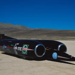 Xe điều khiển từ xa tốc độ cao 200km/h Thurst SSC